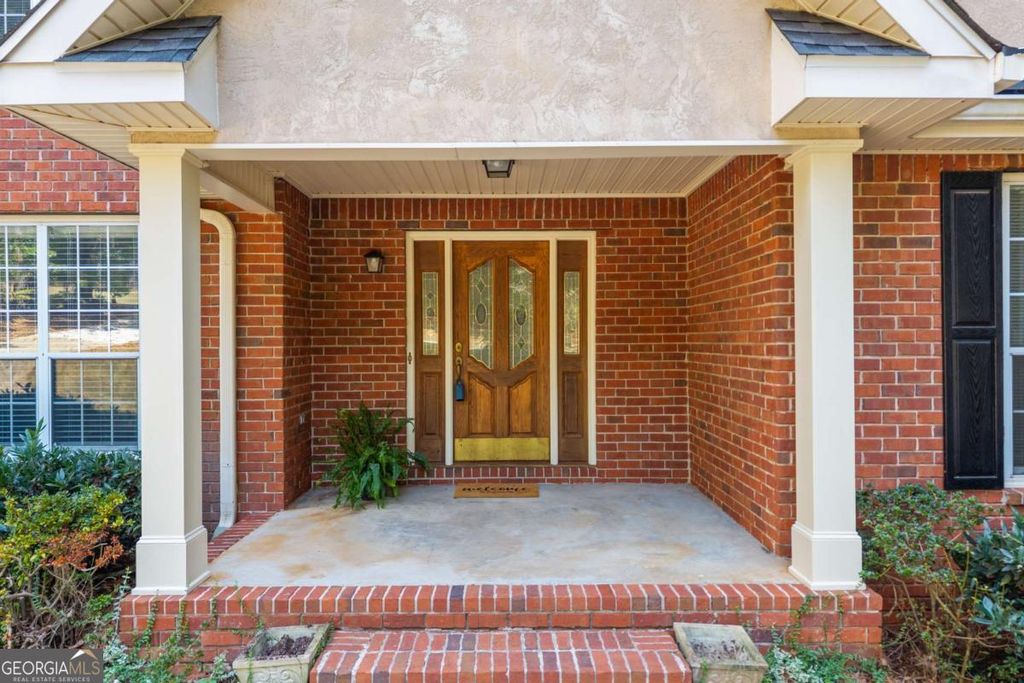 Photo of 30 Joe Lee Drive, Sharpsburg, GA 30277 (MLS # 10722446)