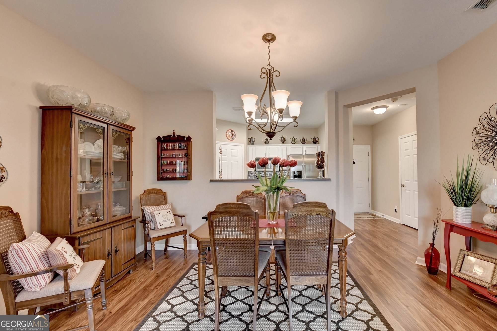 Westside Commons - Residential Income