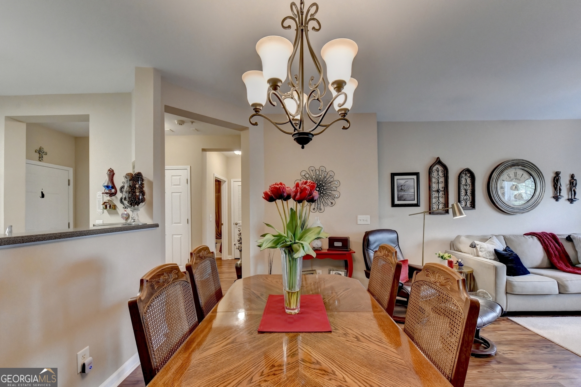 Westside Commons - Residential Income