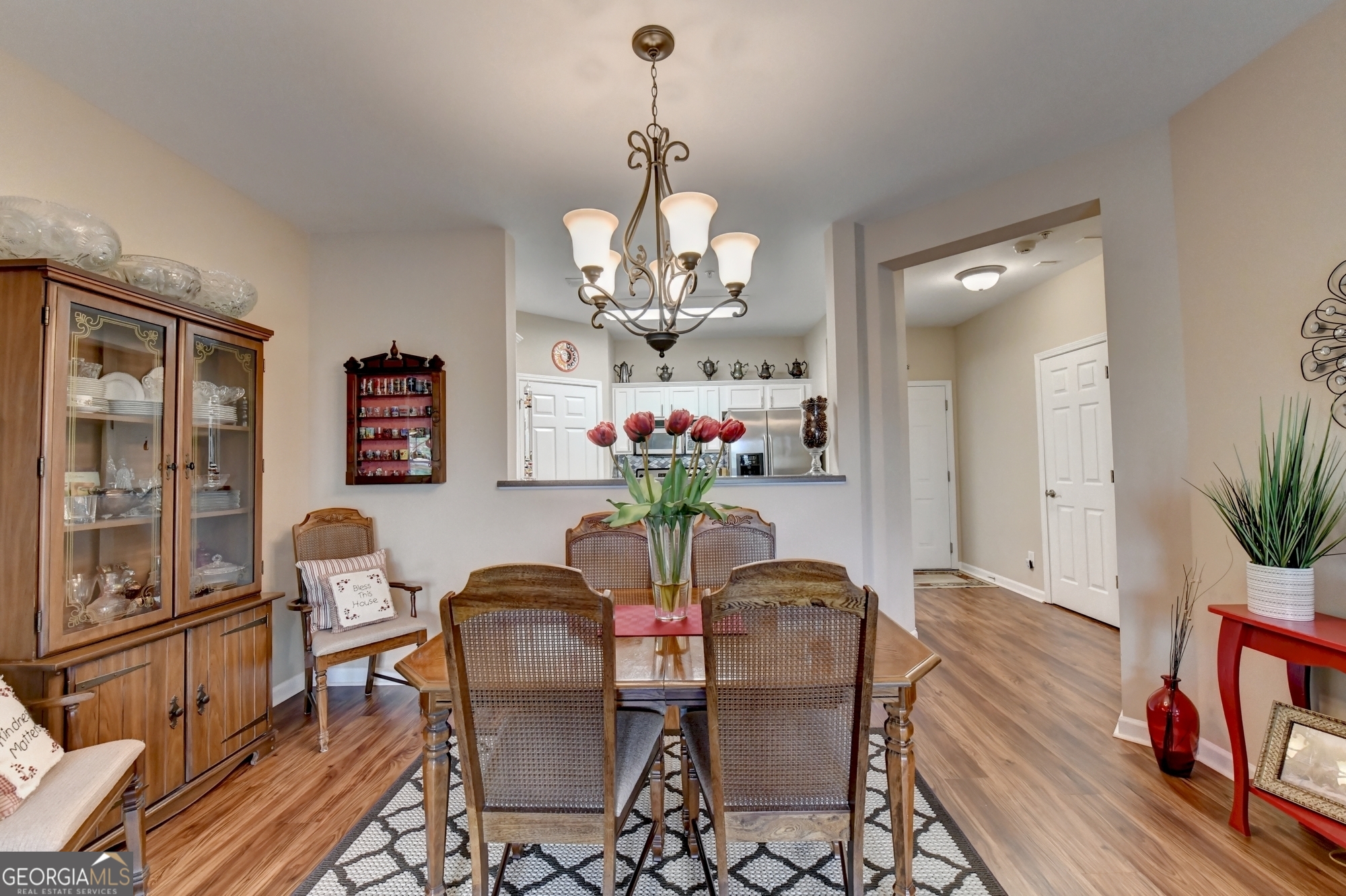 Westside Commons - Residential Income