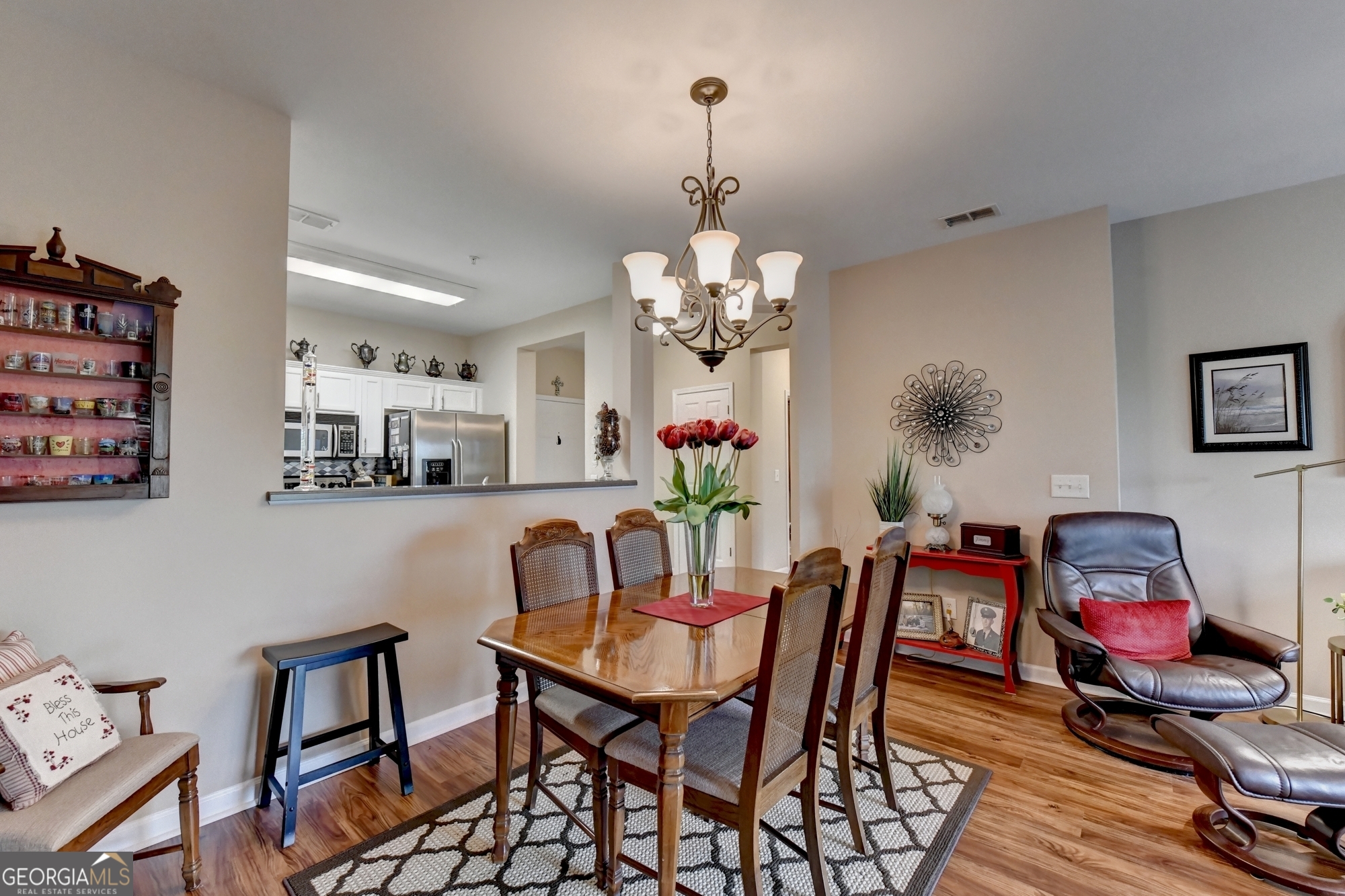 Westside Commons - Residential Income