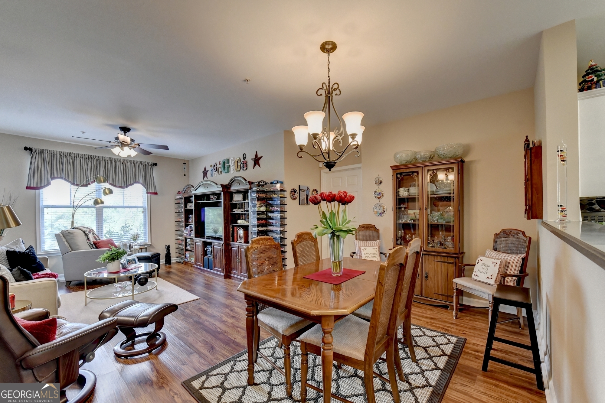 Westside Commons - Residential Income