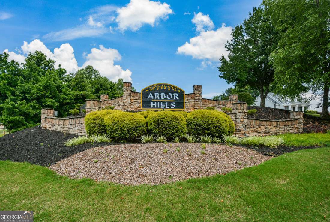 234 Arbor Hills RD S