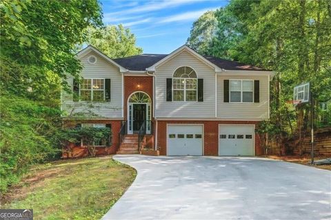 Photo of 1061 Plantation Boulevard SE, Conyers, GA 30094 (MLS # 10617849)