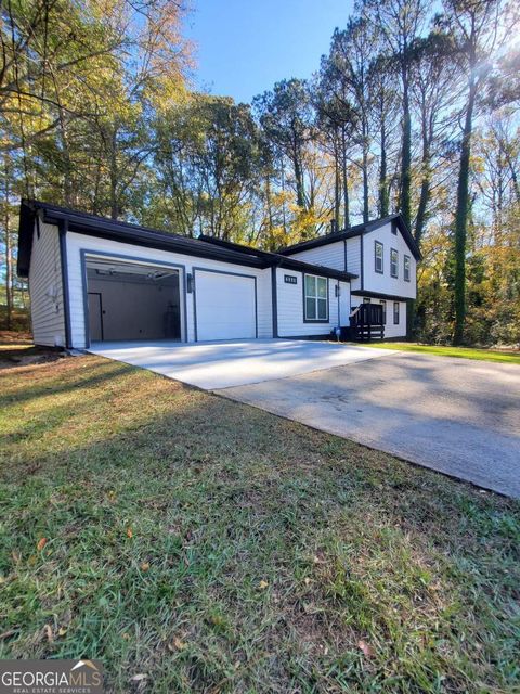 A home in Riverdale