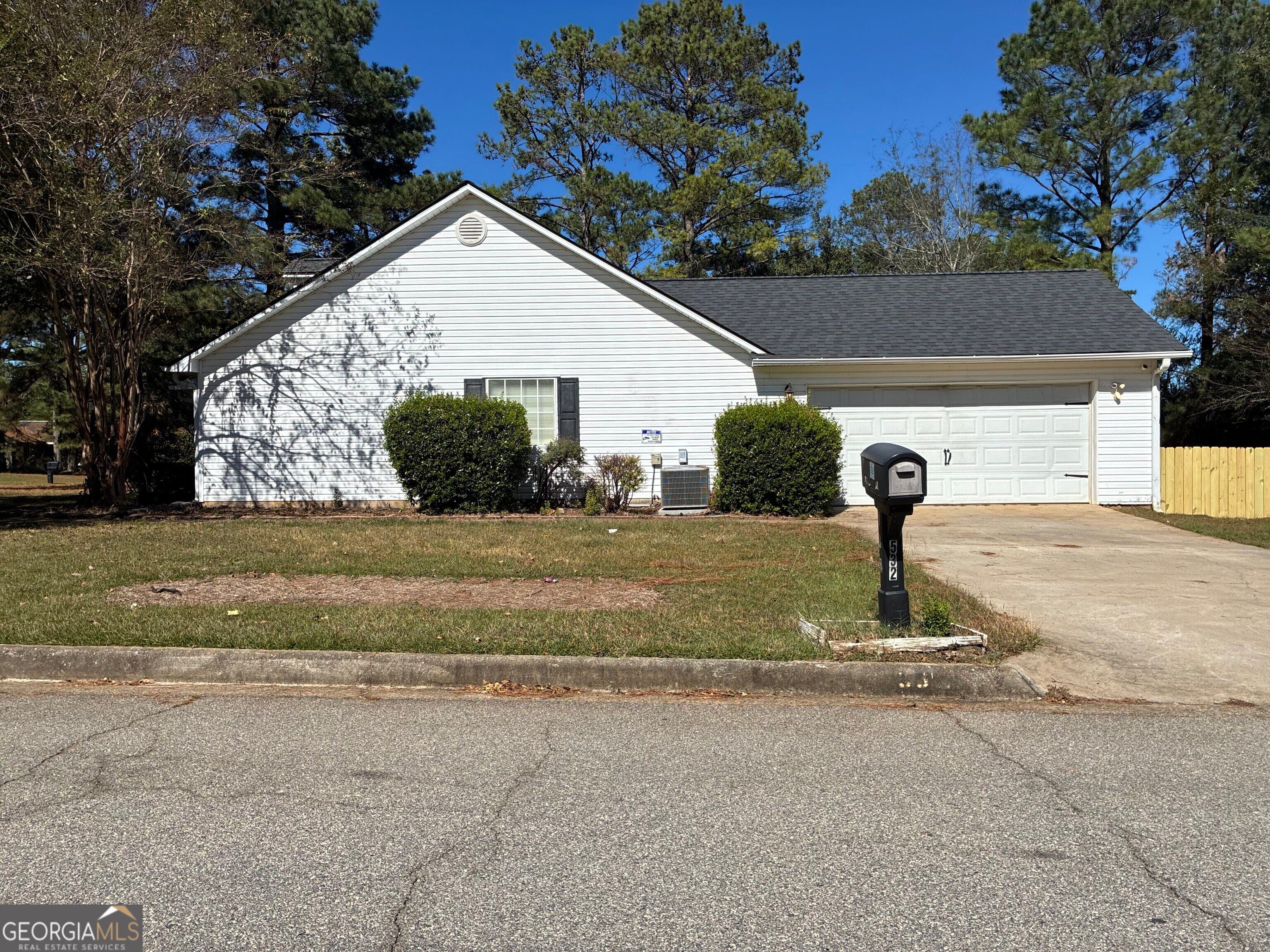 532 Loxley DR