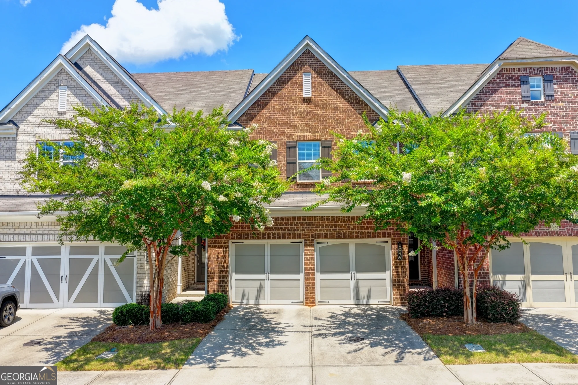 1246 Foxcroft Lane