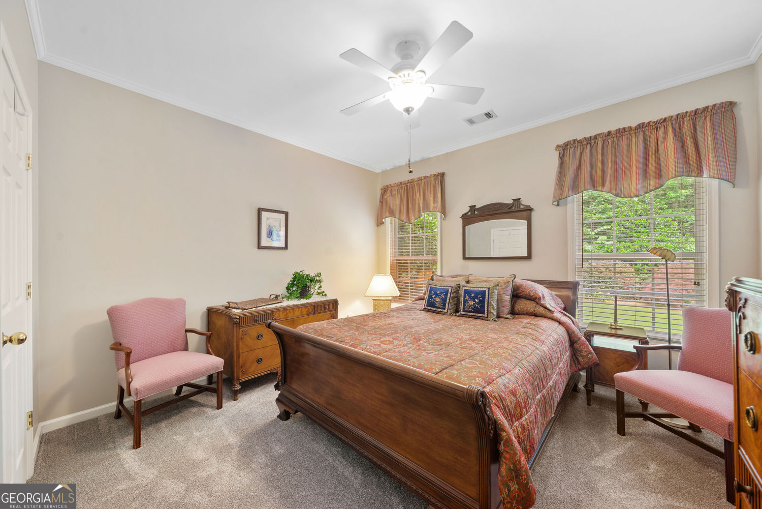 LONGMONT AT SUGARLOAF - Residential