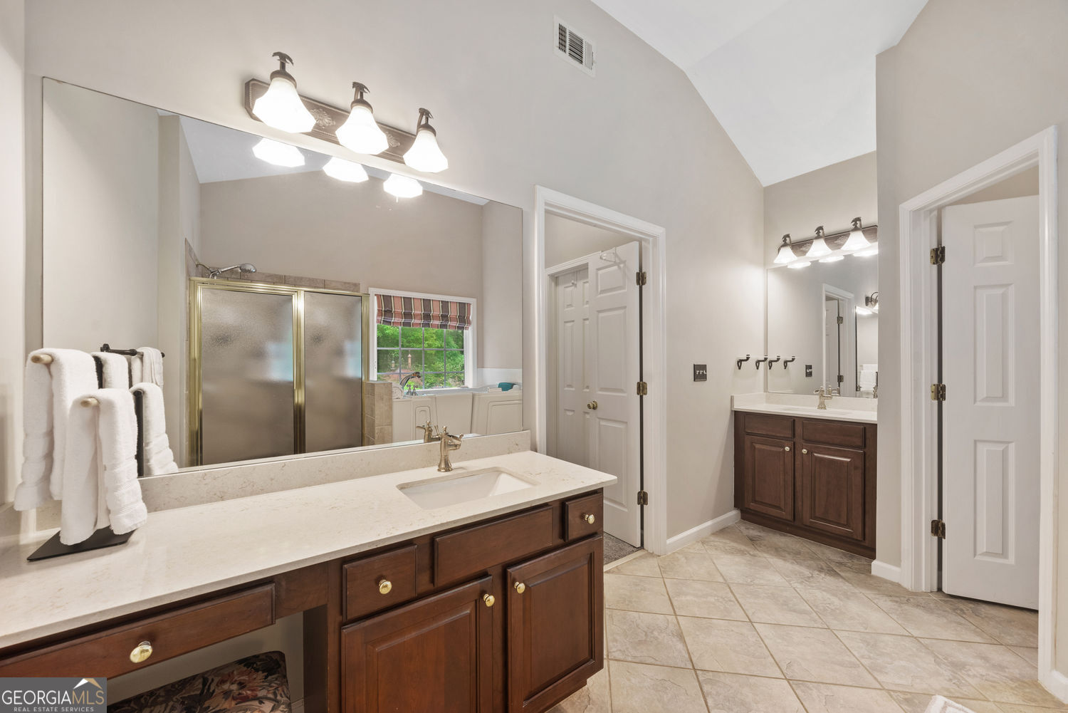 LONGMONT AT SUGARLOAF - Residential