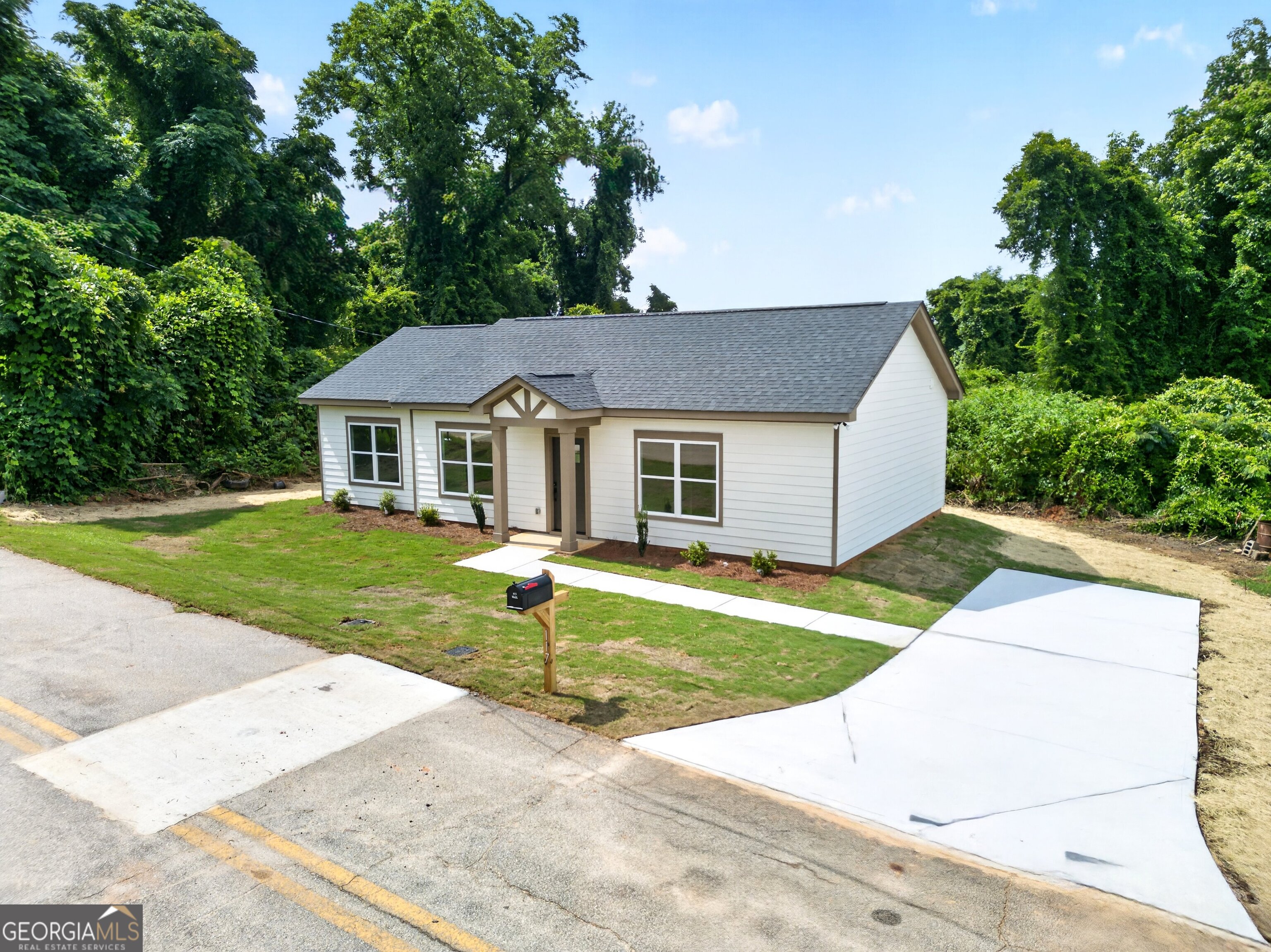 117 Ware ST