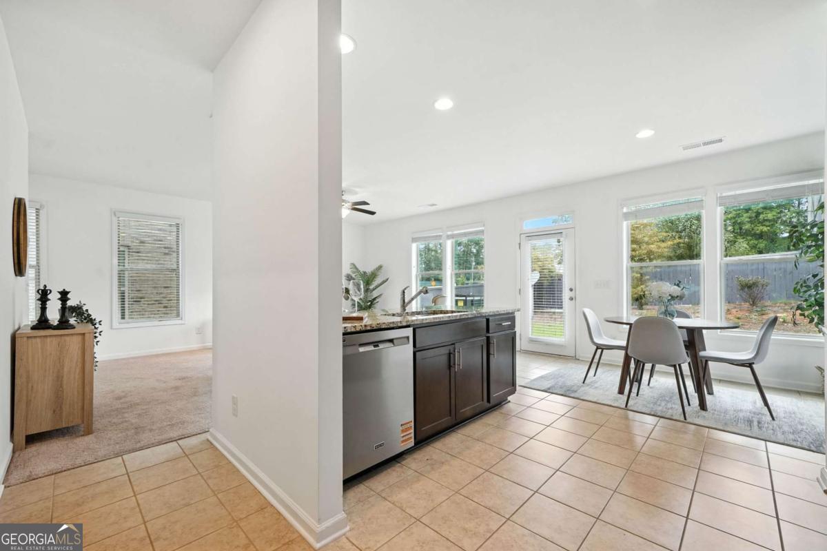 4245 Almanor CIR
