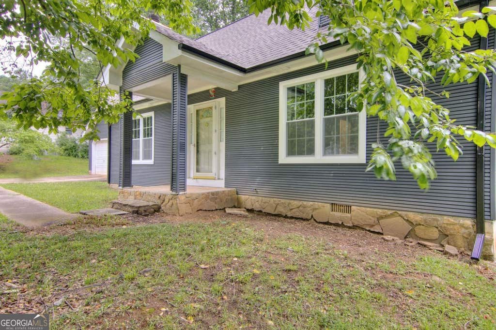 Photo of 18 Regal Way NW, Lawrenceville, GA 30044 (MLS # 10803863)