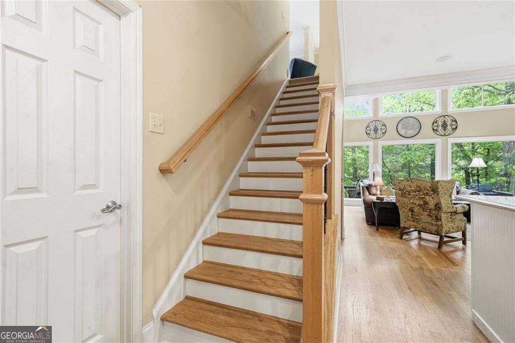 67 Chestnut Knoll CT