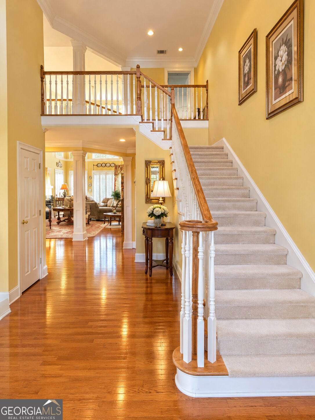 1570 Hatteras TRL