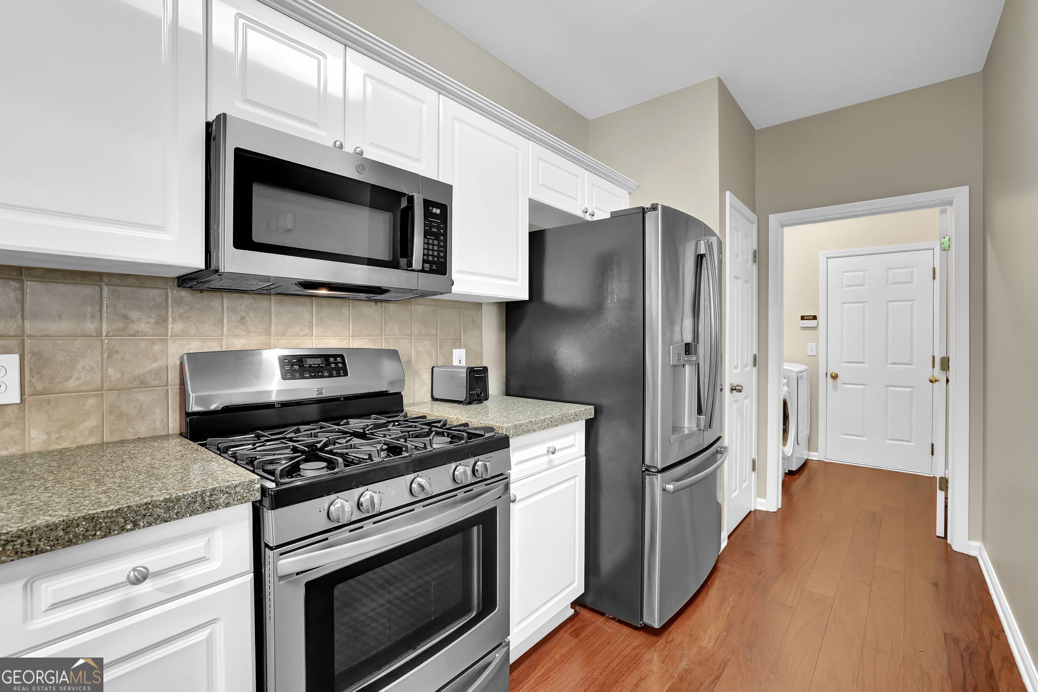 Canton, Georgia 30114, United States, 3 Bedrooms Bedrooms, ,2 BathroomsBathrooms,Residential,Active,220191