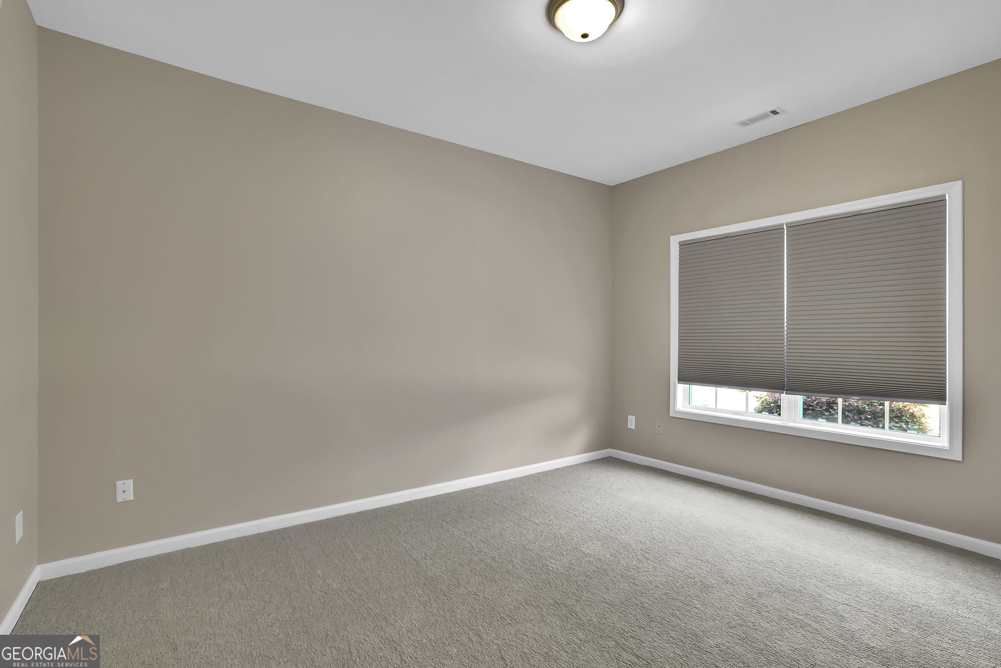 Canton, Georgia 30114, United States, 3 Bedrooms Bedrooms, ,2 BathroomsBathrooms,Residential,Active,220191