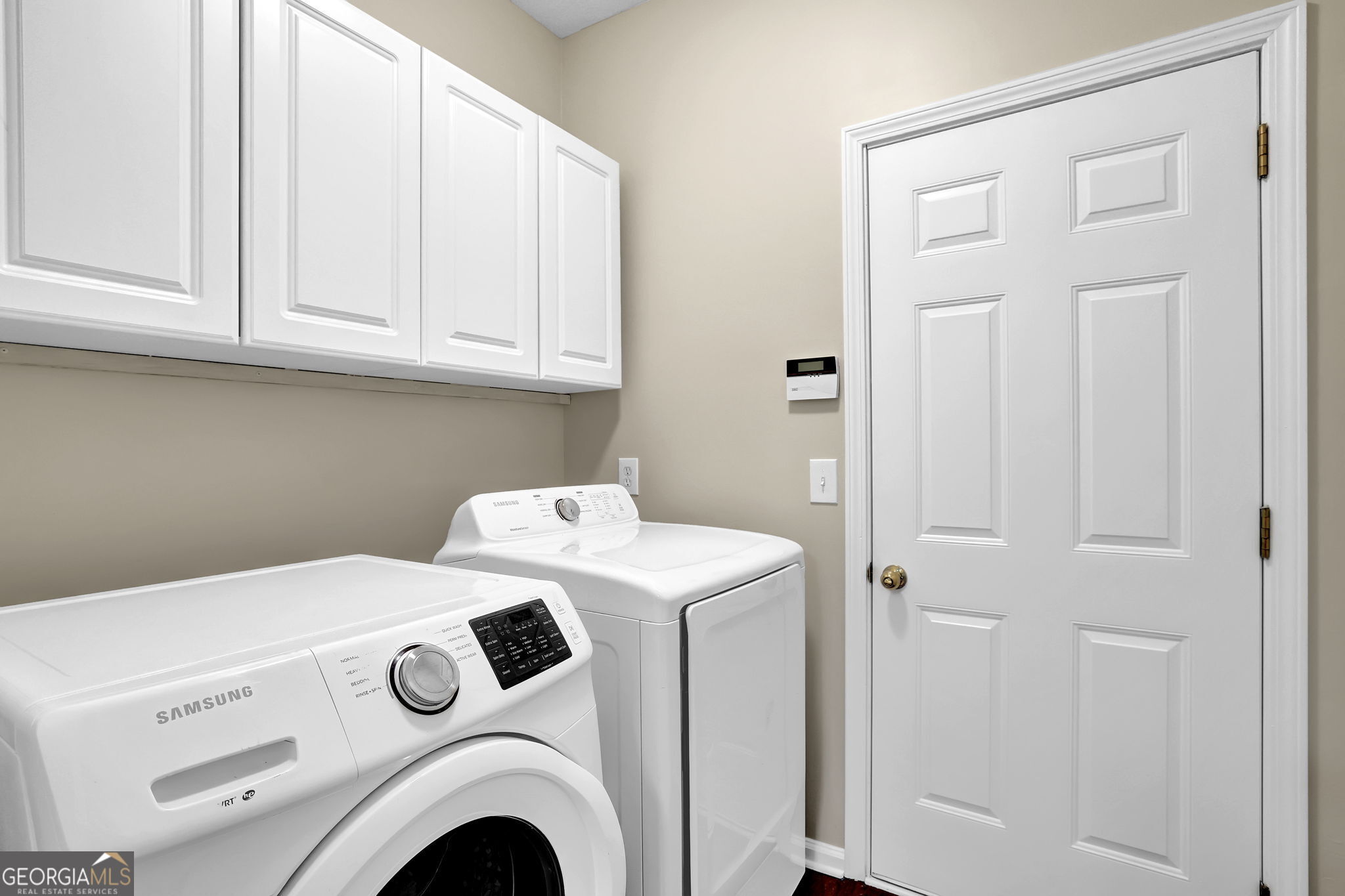 Canton, Georgia 30114, United States, 3 Bedrooms Bedrooms, ,2 BathroomsBathrooms,Residential,Active,220191