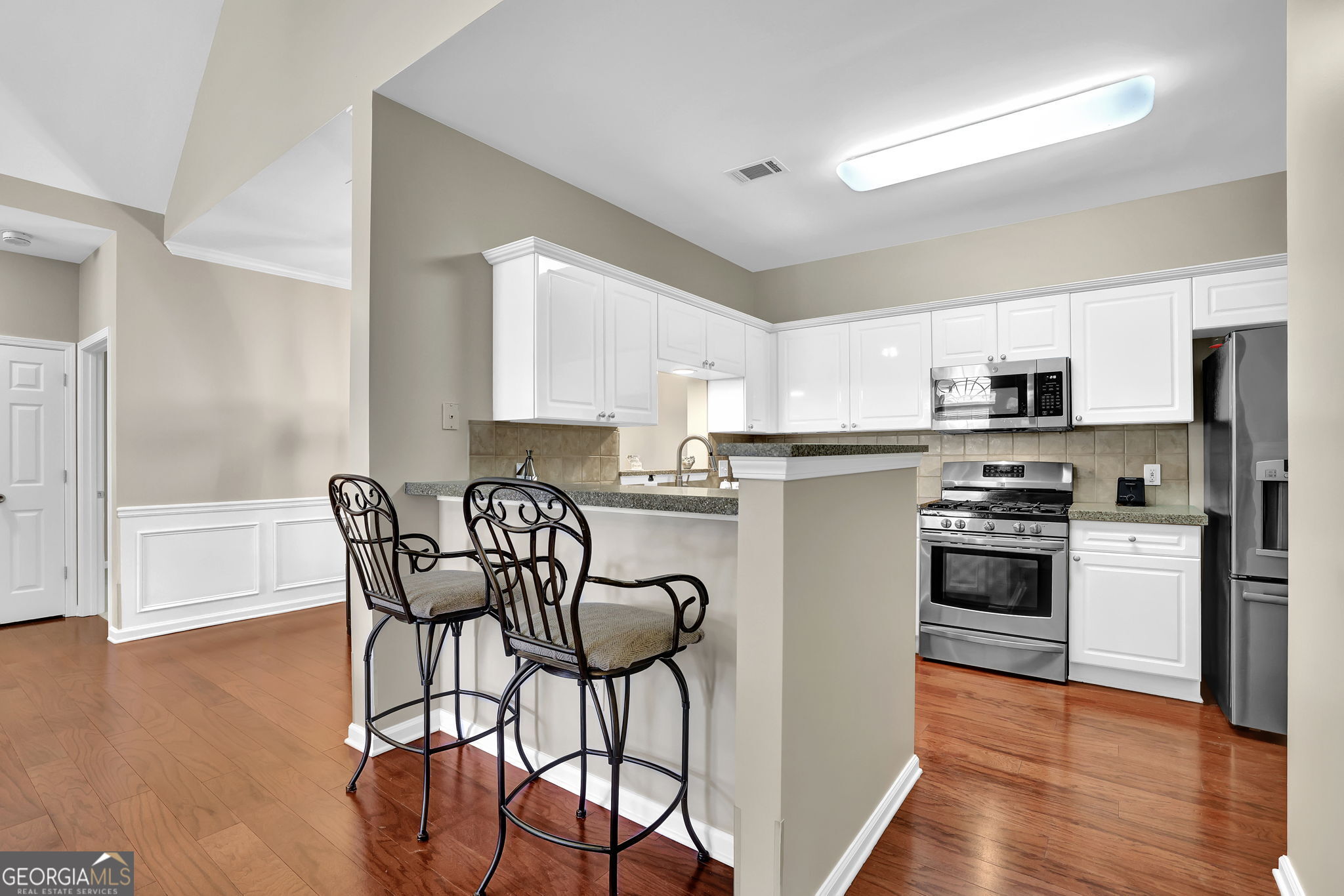 Canton, Georgia 30114, United States, 3 Bedrooms Bedrooms, ,2 BathroomsBathrooms,Residential,Active,220191