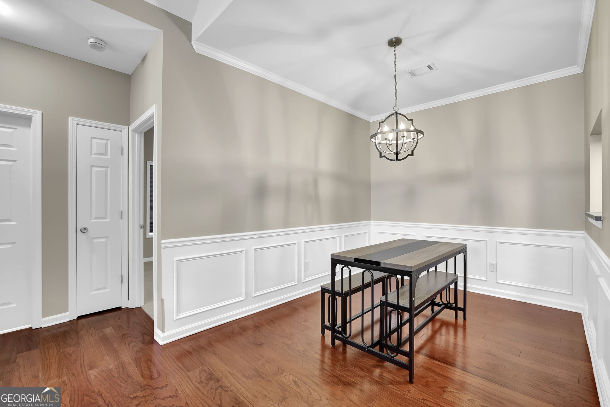 Canton, Georgia 30114, United States, 3 Bedrooms Bedrooms, ,2 BathroomsBathrooms,Residential,Active,220191