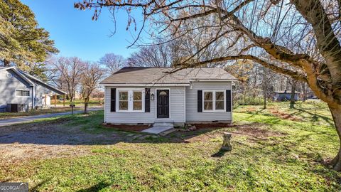 Photo of 562 Highland Avenue, Summerville, GA 30747 (MLS # 10659289)