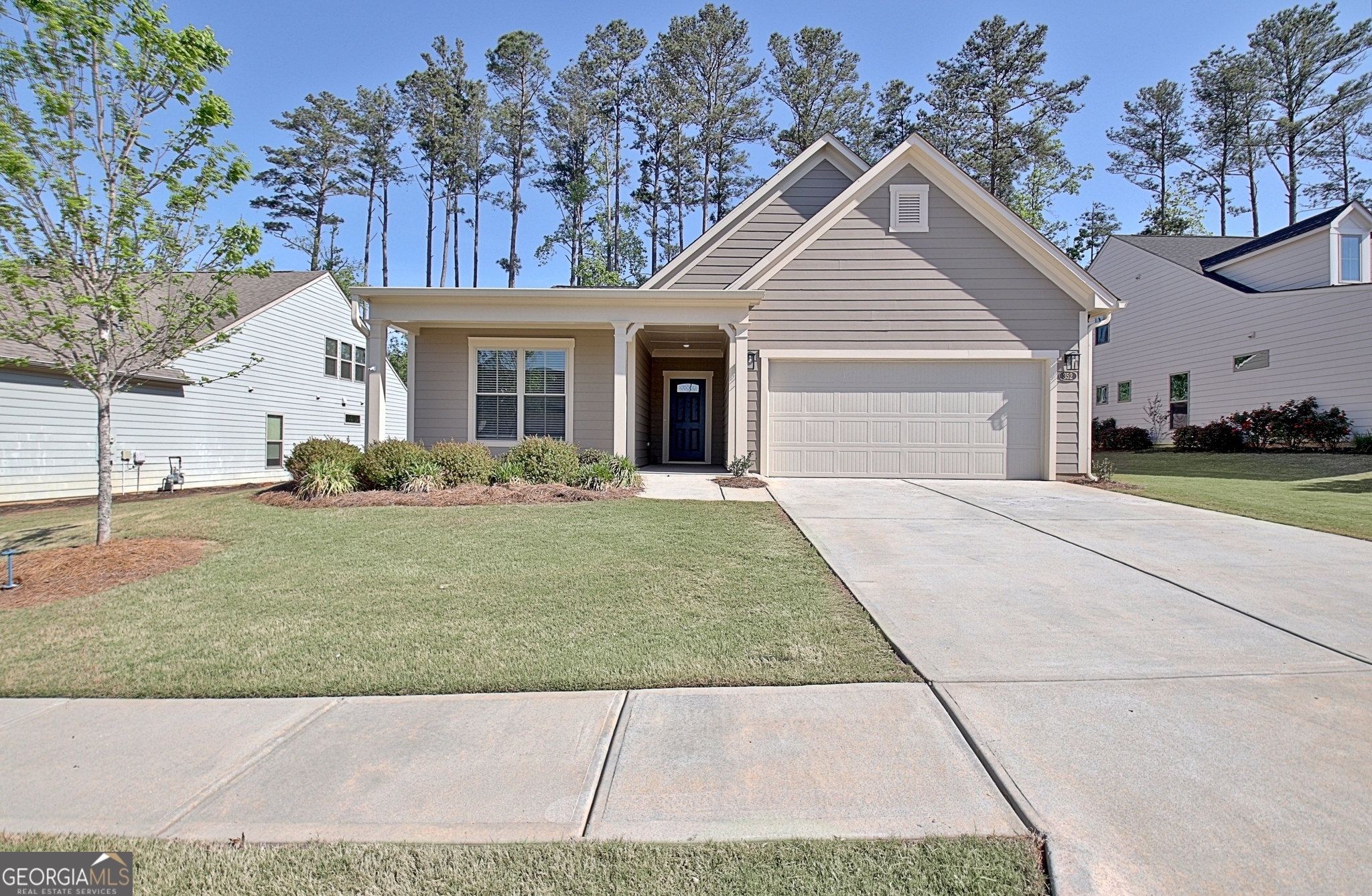 352 Elkins PL