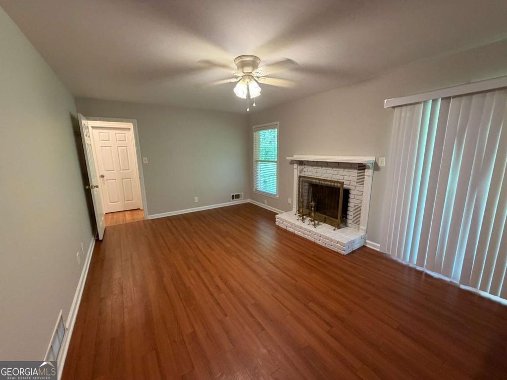 Photo of 412 Fielding Lane, Atlanta, GA 30311 (MLS # 10803179)