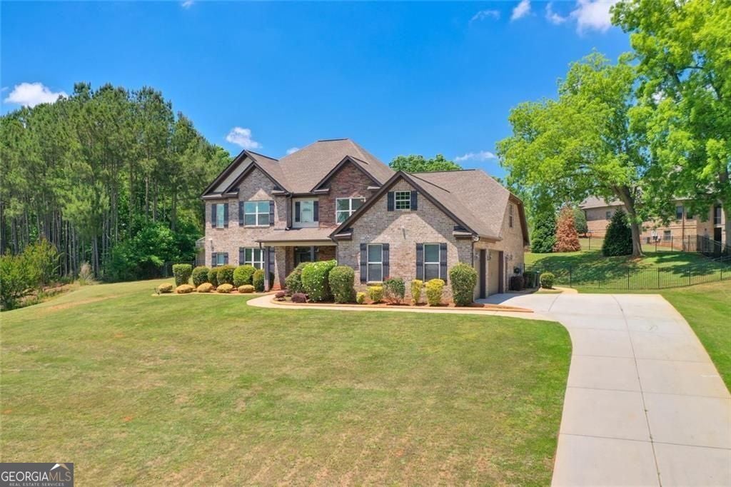 209 Enfield LN