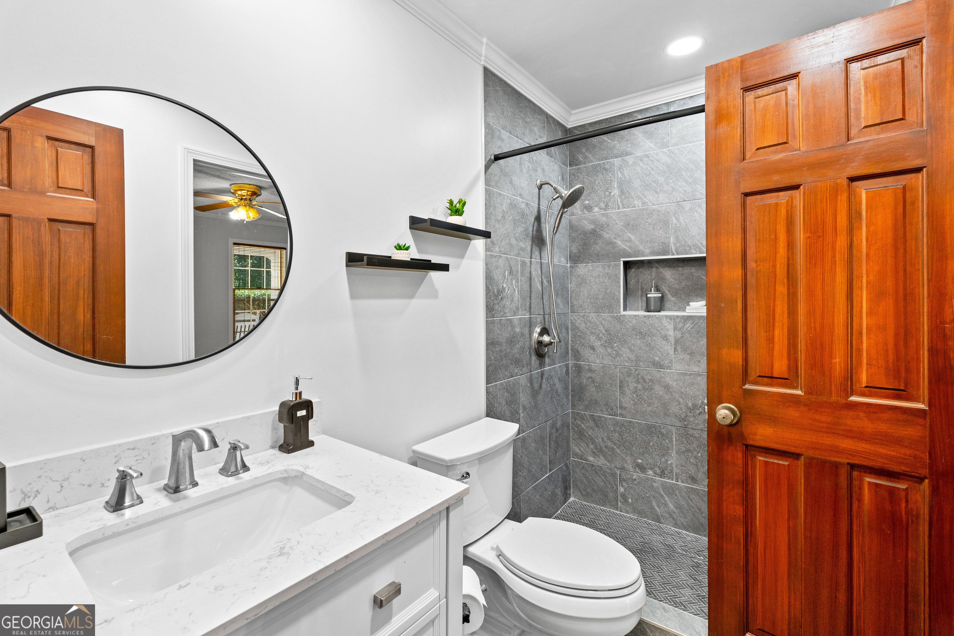 Hampton, Georgia 30228, United States, 5 Bedrooms Bedrooms, ,3 BathroomsBathrooms,Residential,Active,207783