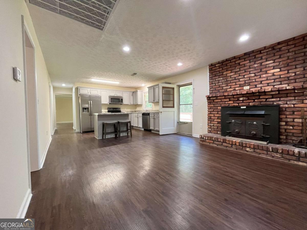 2616 Rat Kinney RD