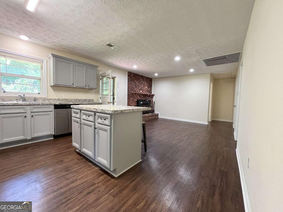 2616 Rat Kinney RD
