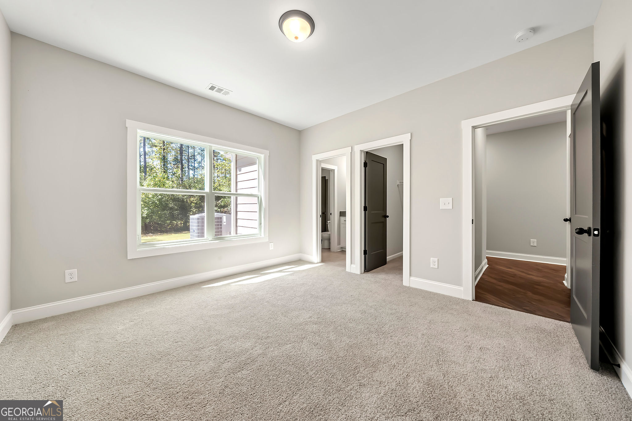 Senoia, Georgia 30276, United States, 4 Bedrooms Bedrooms, ,4 BathroomsBathrooms,Residential,Active,219242