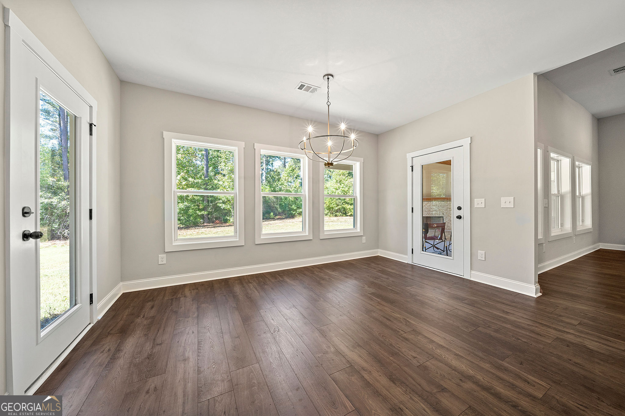 Senoia, Georgia 30276, United States, 4 Bedrooms Bedrooms, ,4 BathroomsBathrooms,Residential,Active,219242