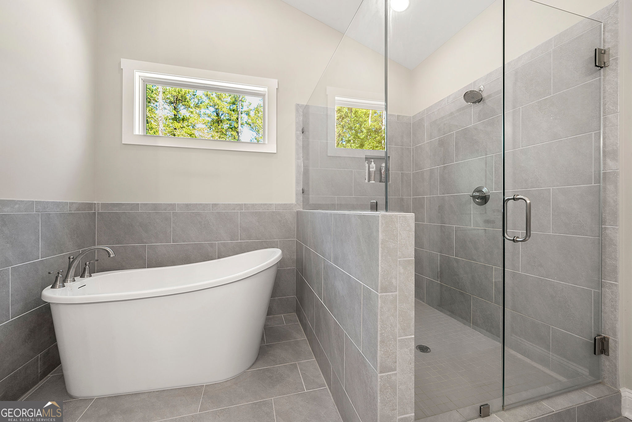 Senoia, Georgia 30276, United States, 4 Bedrooms Bedrooms, ,4 BathroomsBathrooms,Residential,Active,219242