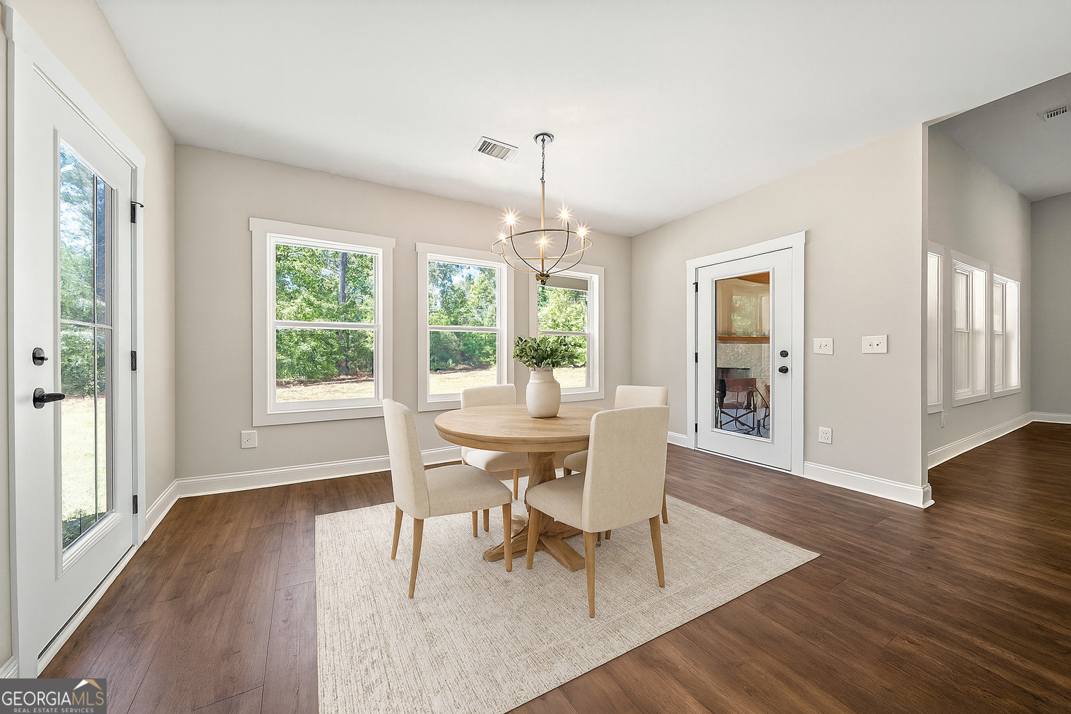 Senoia, Georgia 30276, United States, 4 Bedrooms Bedrooms, ,4 BathroomsBathrooms,Residential,Active,219242