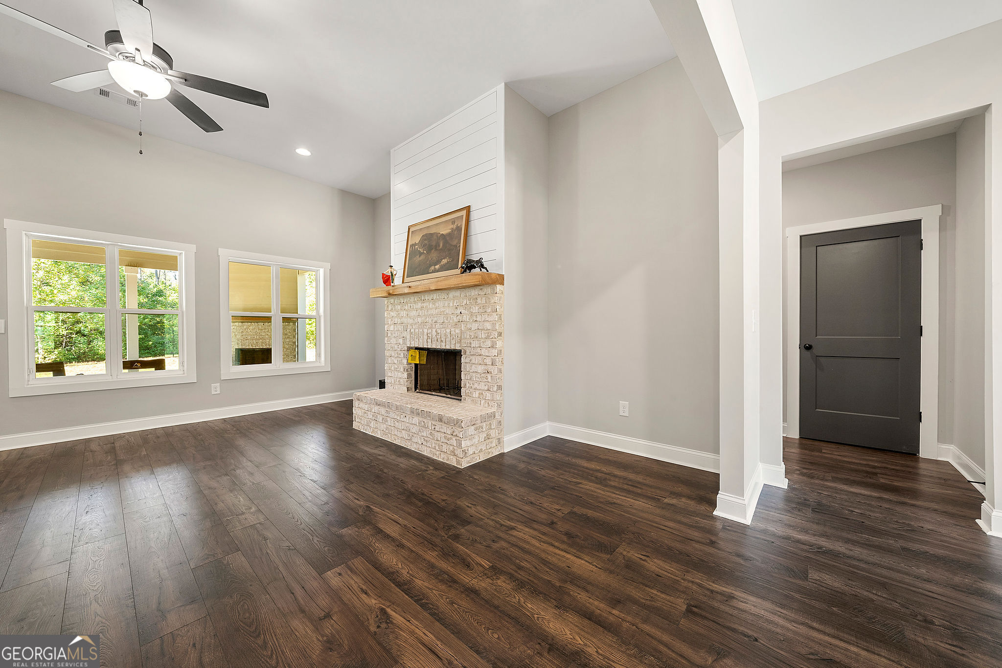 Senoia, Georgia 30276, United States, 4 Bedrooms Bedrooms, ,4 BathroomsBathrooms,Residential,Active,219242