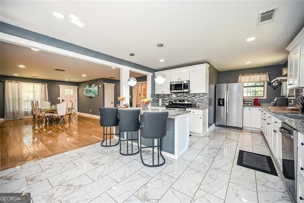 727 Tanners Bridge CIR