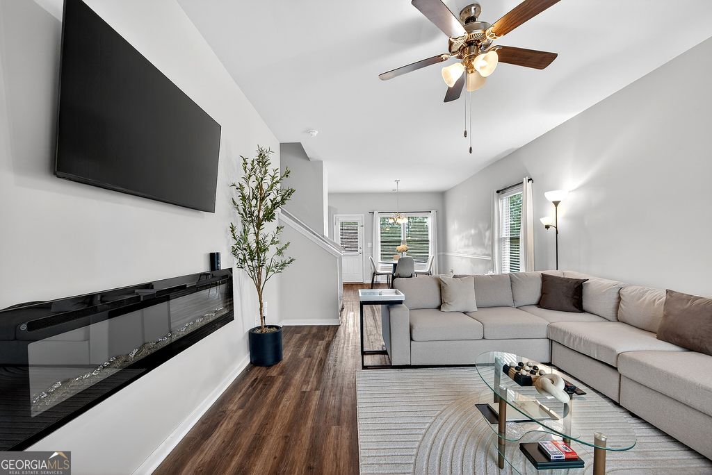 Photo of 11061 Shadow Court, Hampton, GA 30228 (MLS # 10663749)