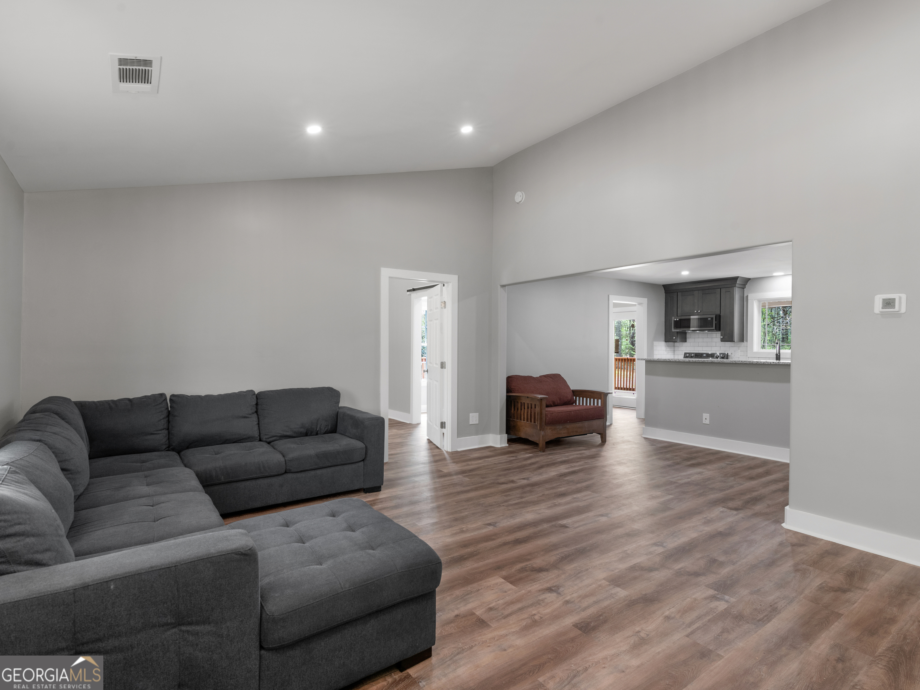 265 Steele RD