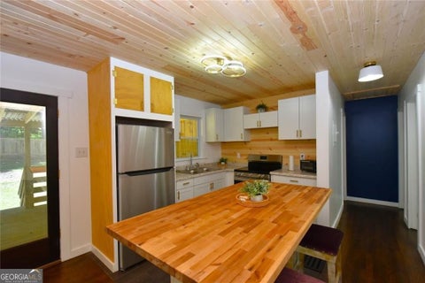 MLS: 10737764