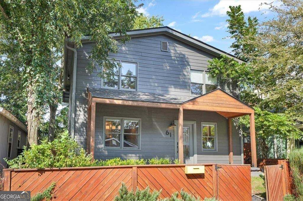 61 Chester AVE SE