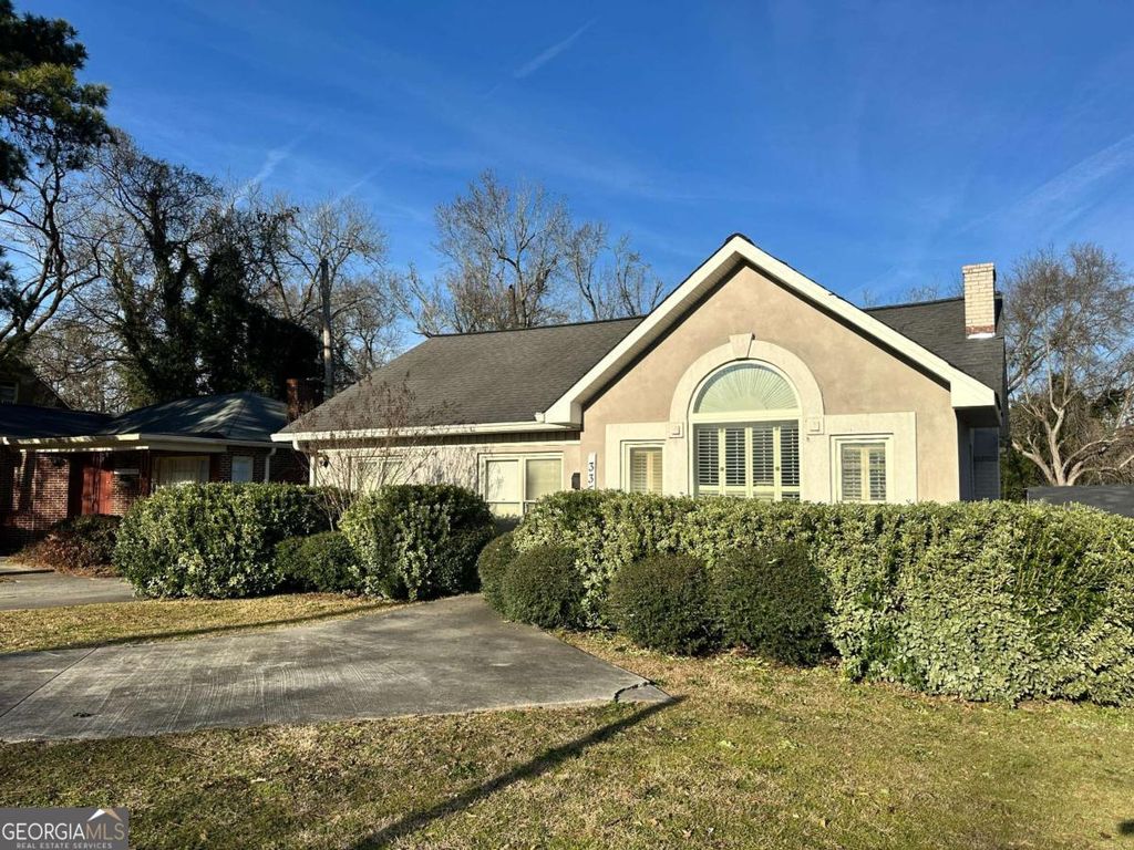 Photo of 3357 Vineville Avenue, Macon, GA 31204 (MLS # 10696313)