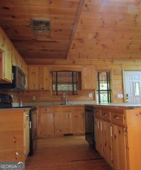 A home in Mineral Bluff