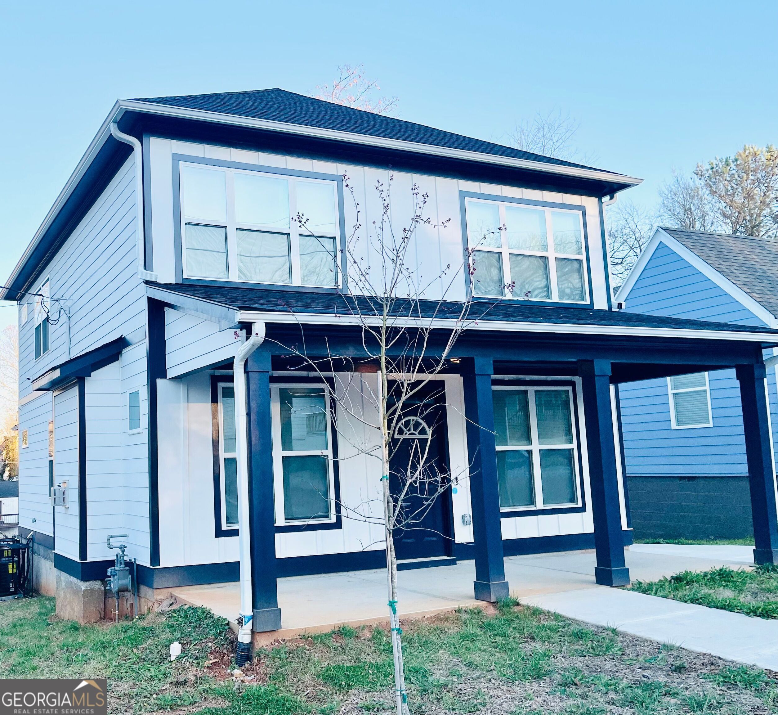 445 Griffin ST NW