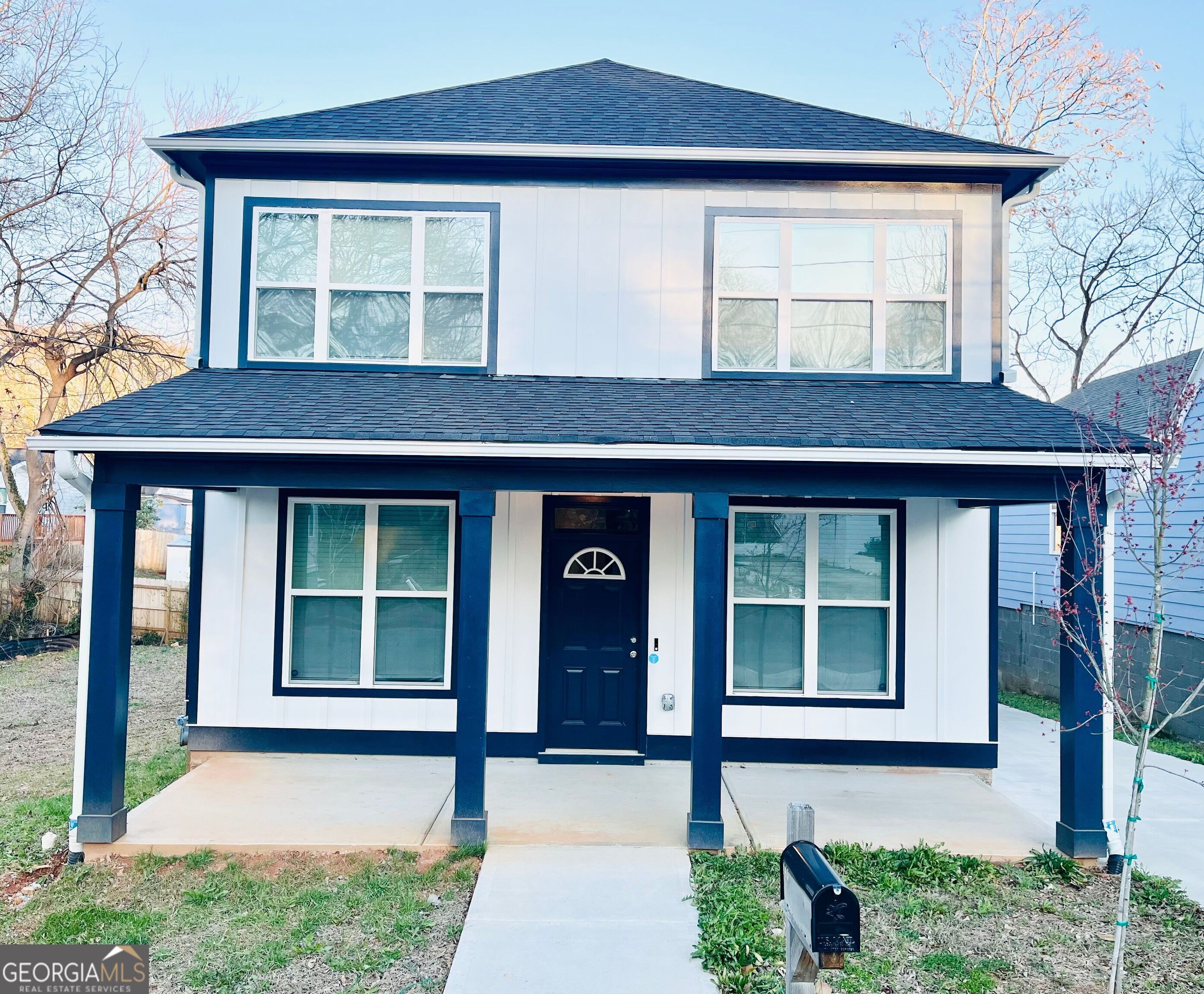 445 Griffin ST NW
