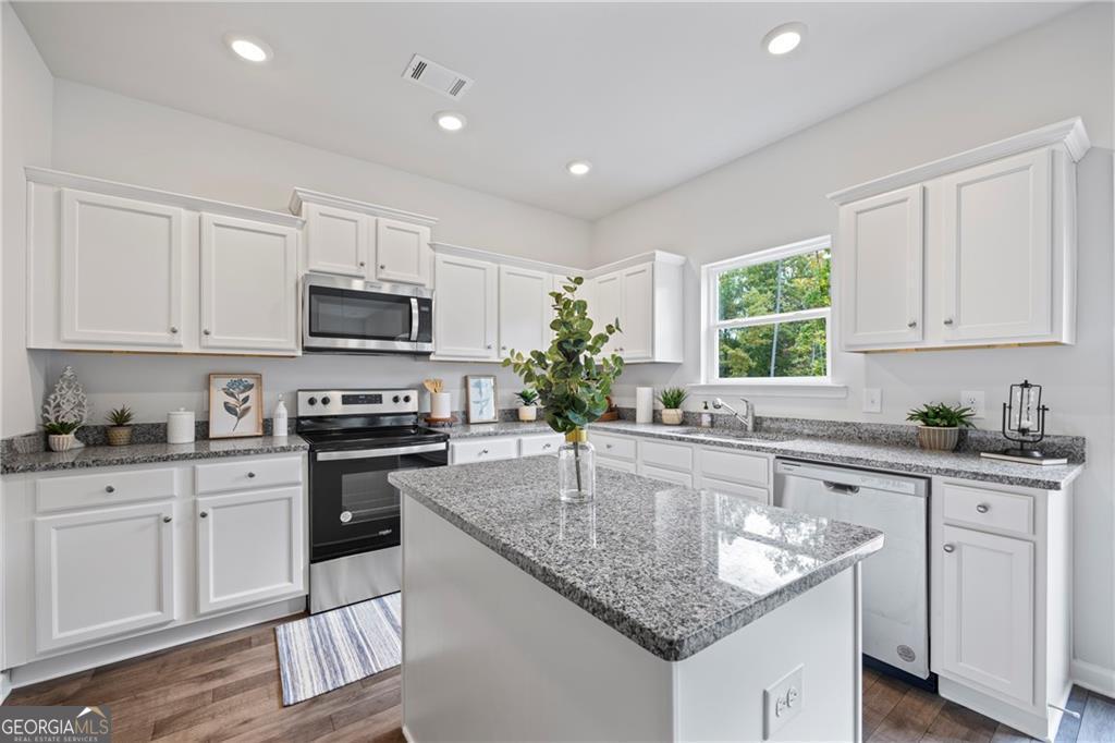 51 Water Oak WAY