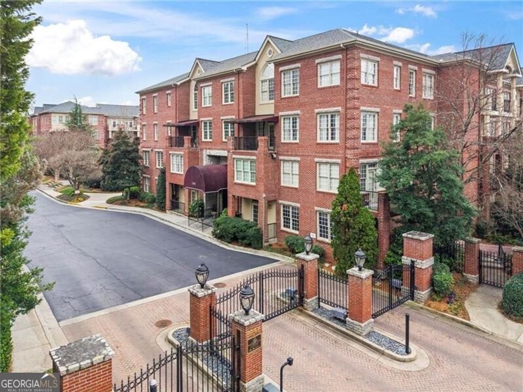 Photo of 1735 Peachtree Street NE #109, Atlanta, GA 30309 (MLS # 10701970)