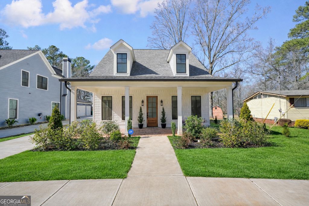 Photo of 107 Robinhood A Drive, Woodstock, GA 30188 (MLS # 10701508)