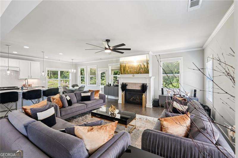 3167 Stonegate DR SW