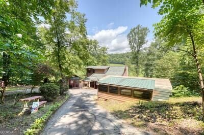 7429 Cassie LN
