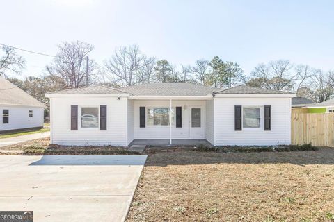 A home in Warner Robins